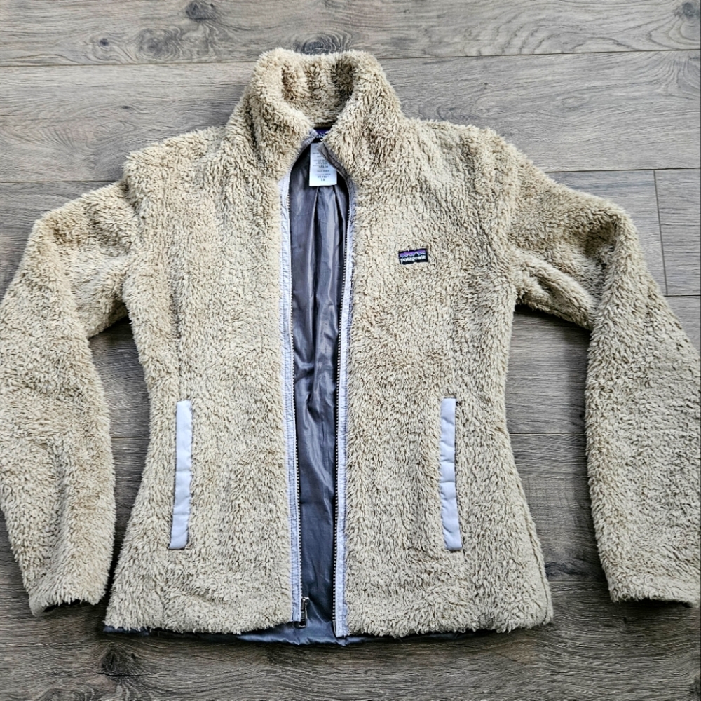 Women's Patagonia Teddy Bear Fleece Jacket EUC